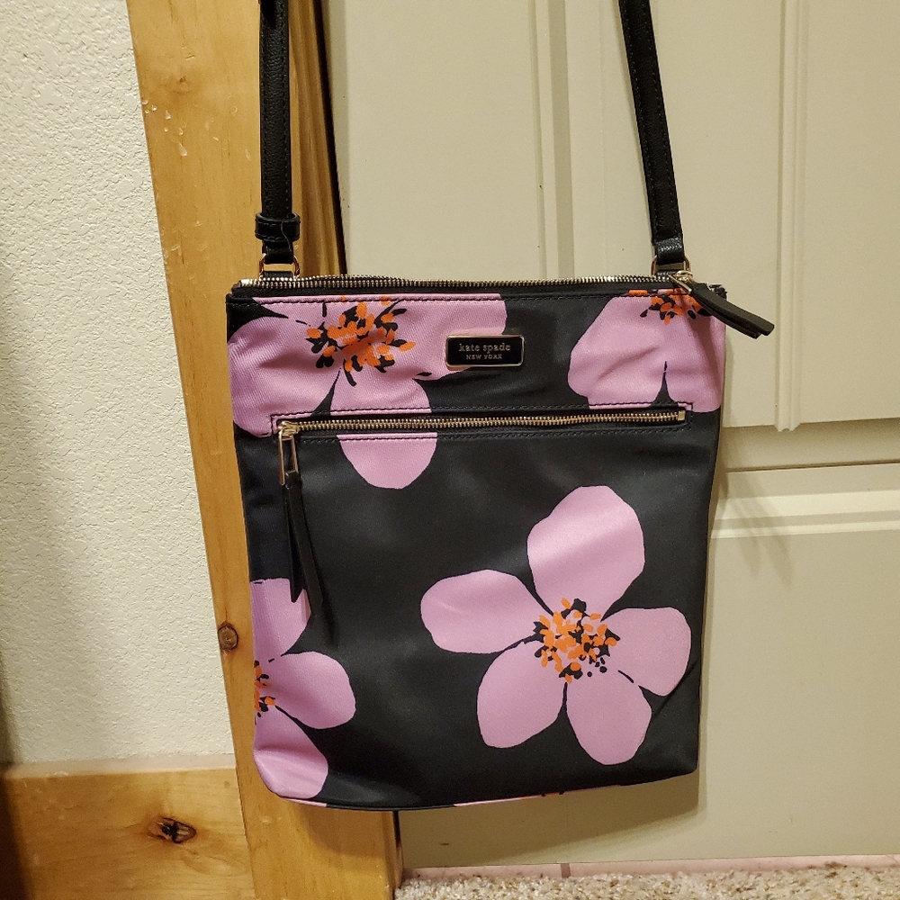 Kate Spade Crossbody purse